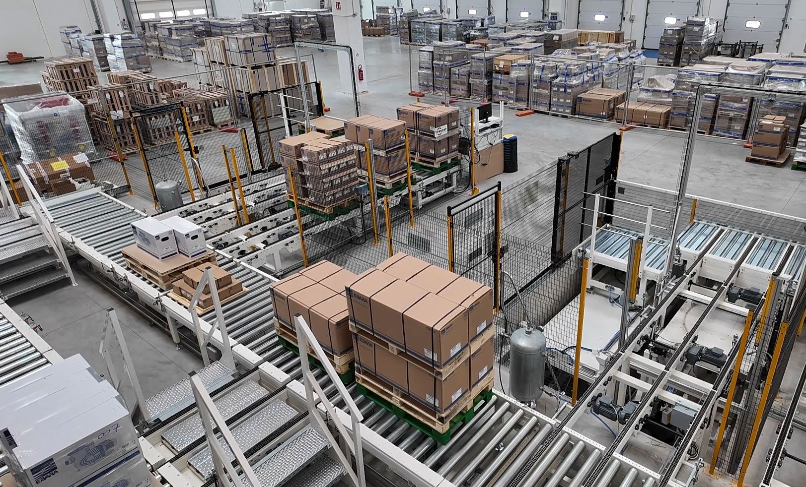 Sistemi di movimentazione automatica pallet — Handling Automatico