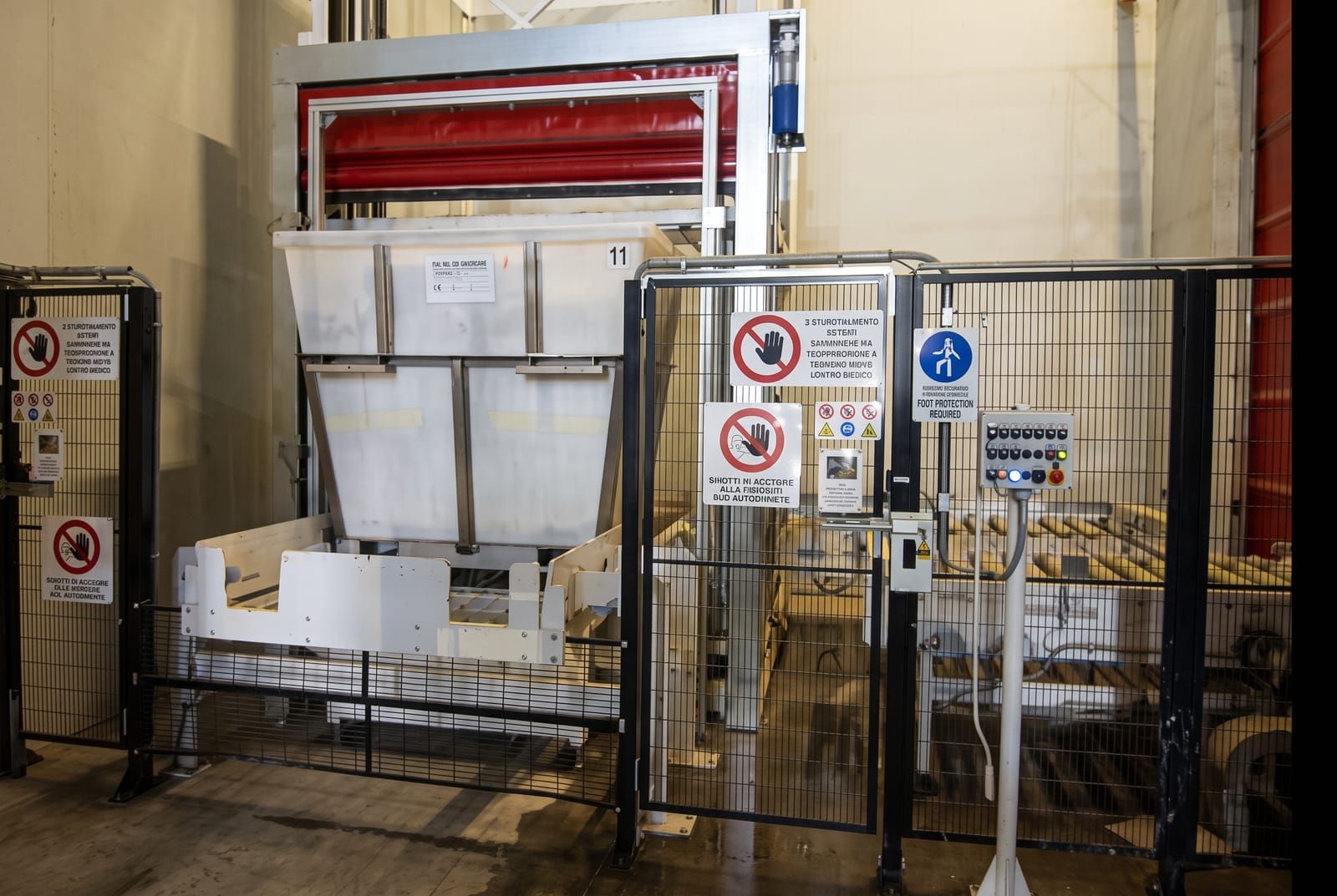Sistemi di Movimentazione Automatica Pallet — Handling Automatico